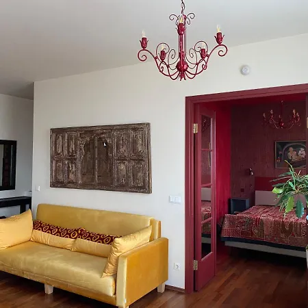 Raevala Boulevard Apartment *