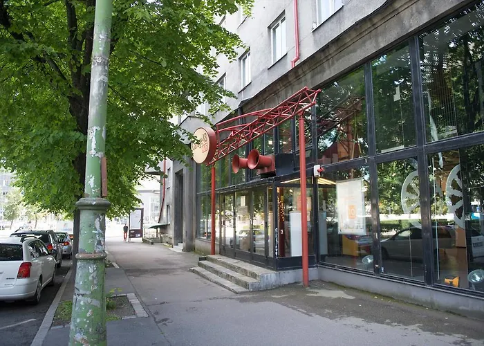 Raevala Boulevard Apartment *