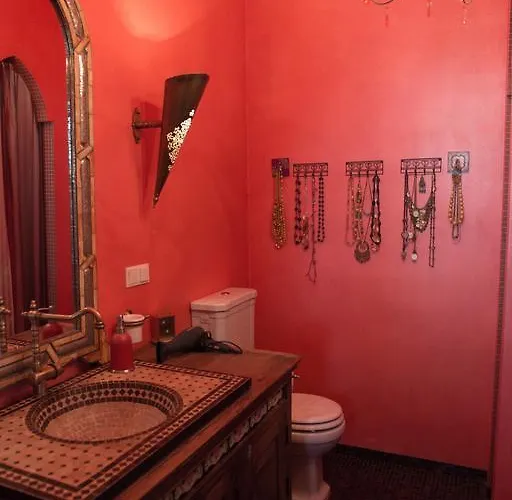 Raevala Boulevard Apartman